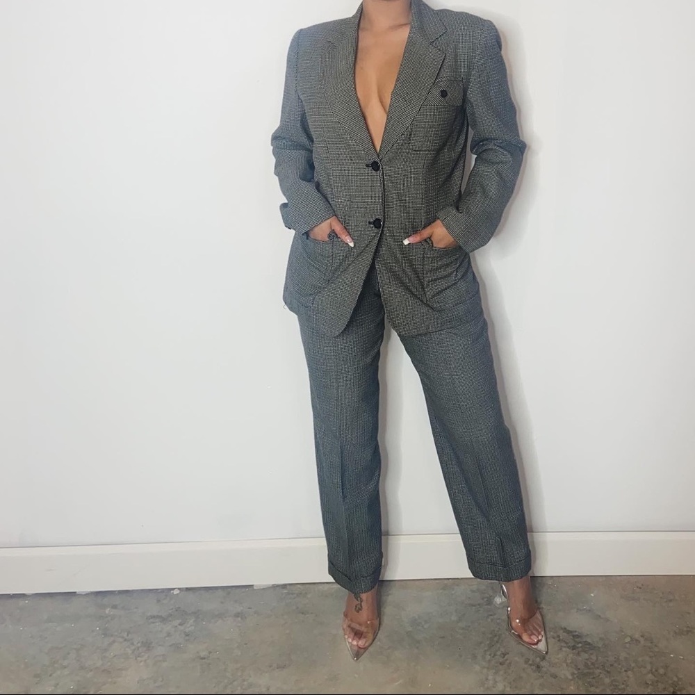 Women’s Blazer and Pants Suit